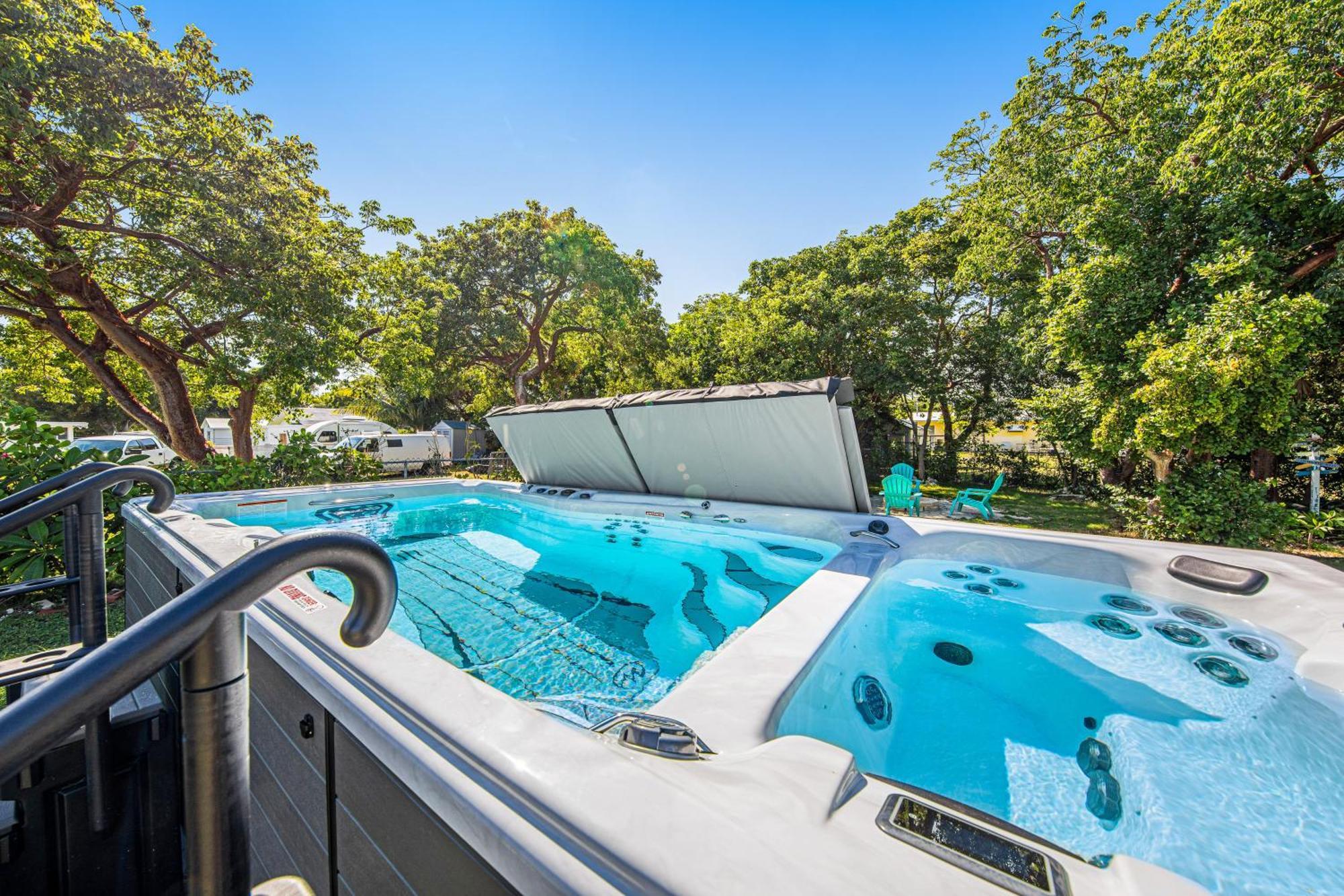Sea Salt Harbor Villa Marathon Ngoại thất bức ảnh